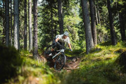 10 Resized BIXS Sign E 240724jc 240724 Sign EX part2addon 0002